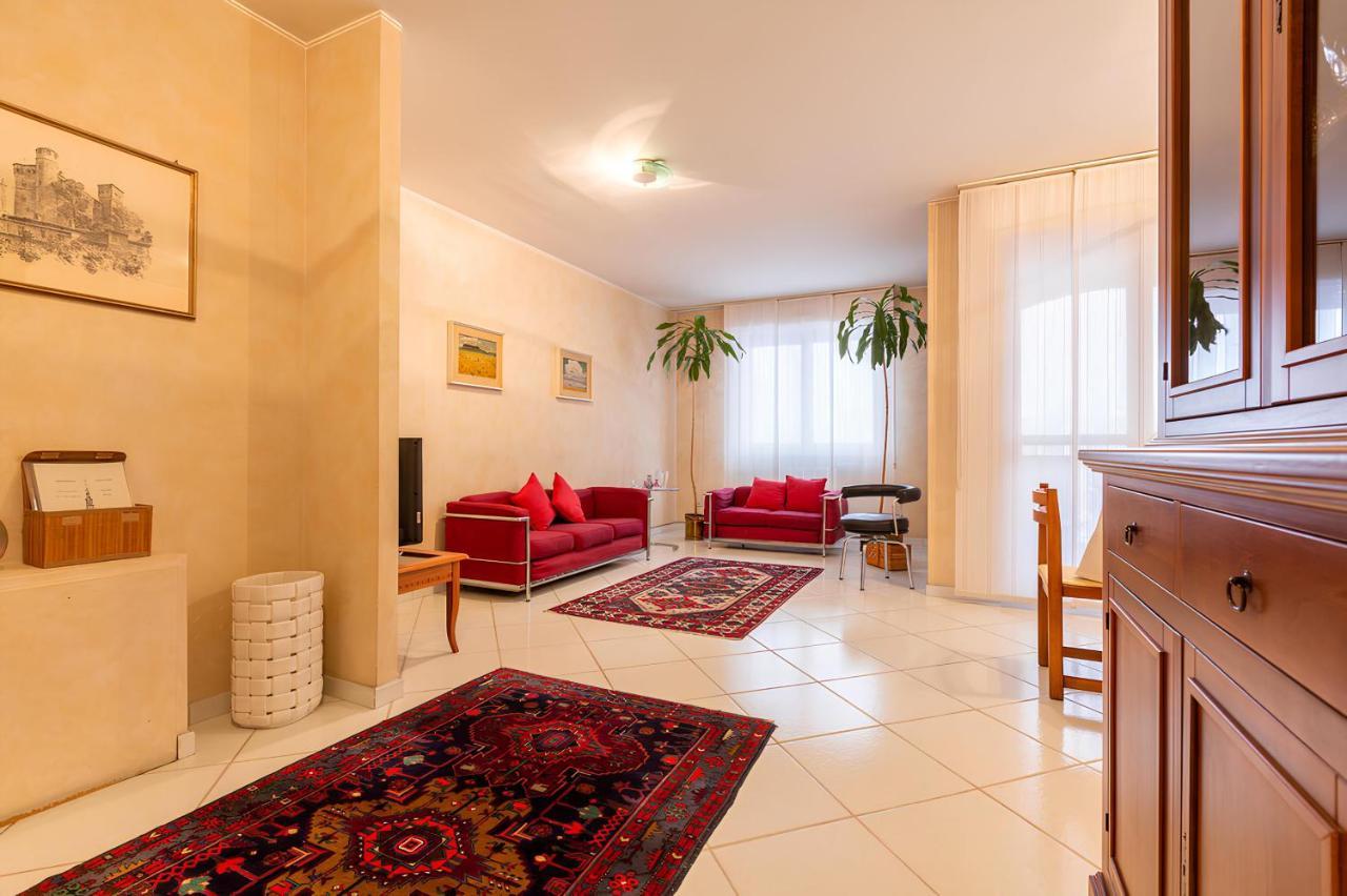 I Cedri Apartment Торино Екстериор снимка